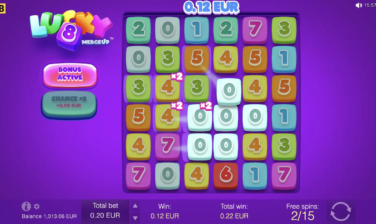 Lucky 8 Merge Up™