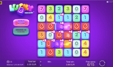 Lucky 8 Merge Up™