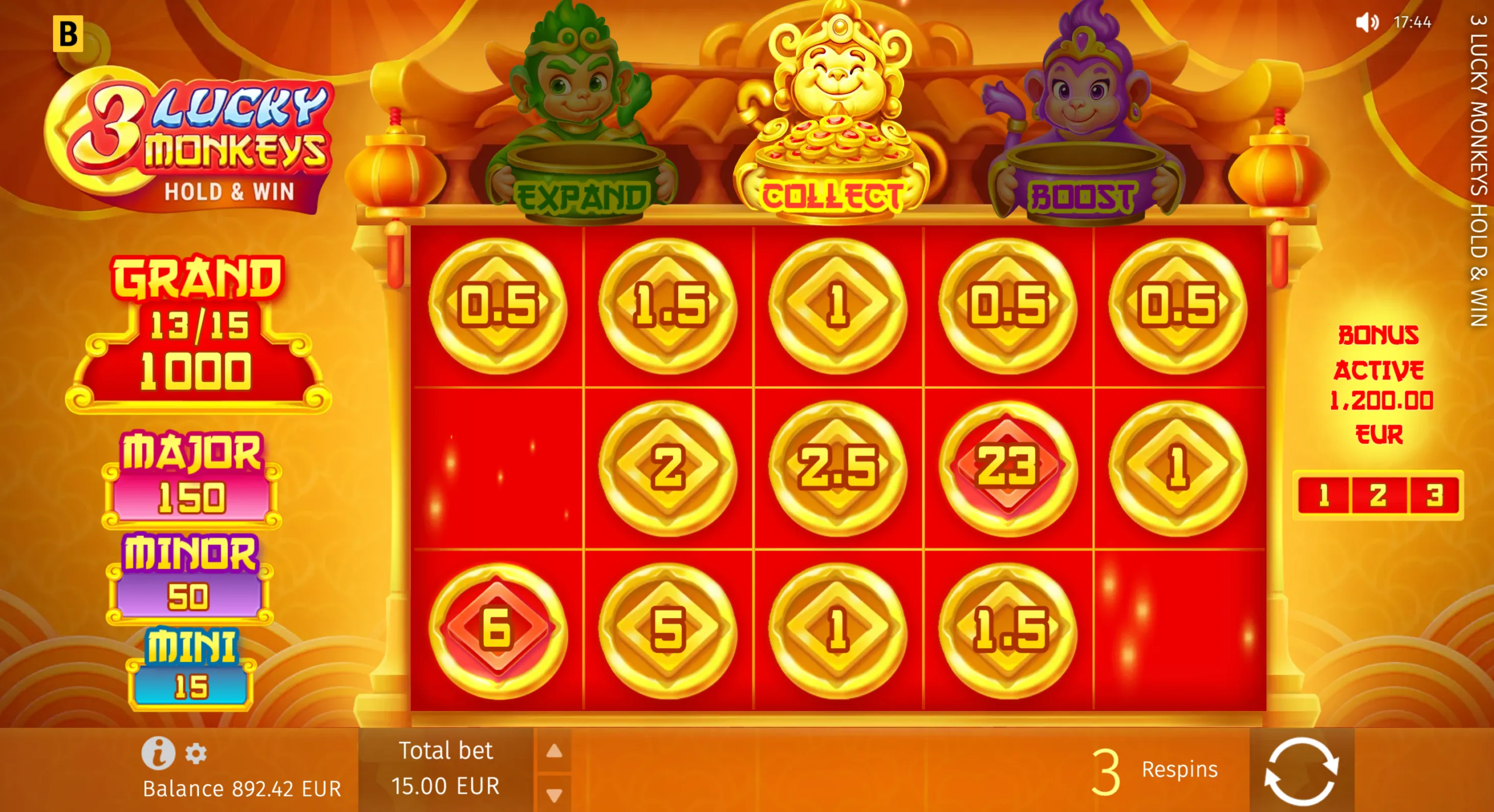 3 Lucky Monkeys Hold & Win